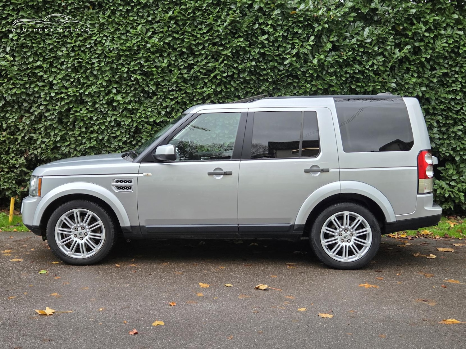 Used Land Rover Discovery 2011 for sale - 76545478: Photo 9