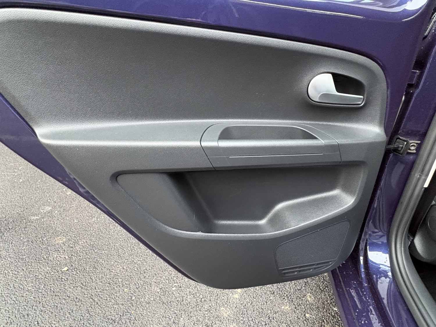 Used Volkswagen up! 2018 for sale - 77400076: Photo 26