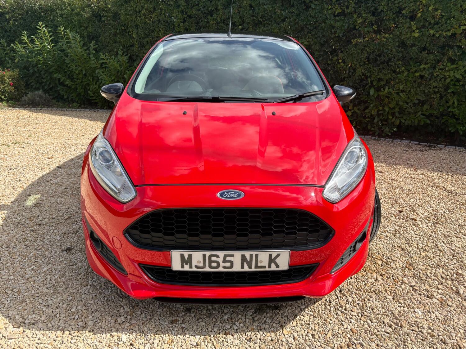 Used Ford Fiesta 2015 for sale - 76877552: Photo 2