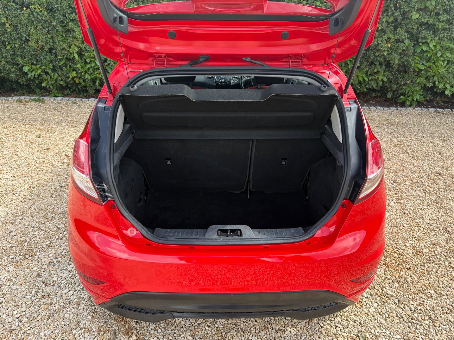 Used Ford Fiesta 2015 for sale - 76877552: Photo 21