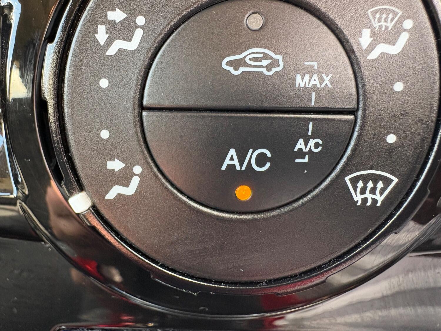 Used Ford Fiesta 2015 for sale - 76877552: Photo 31