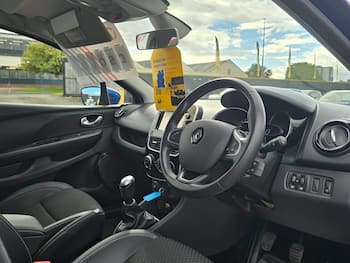 Used Renault Clio 2018 for sale - 79775736: Photo