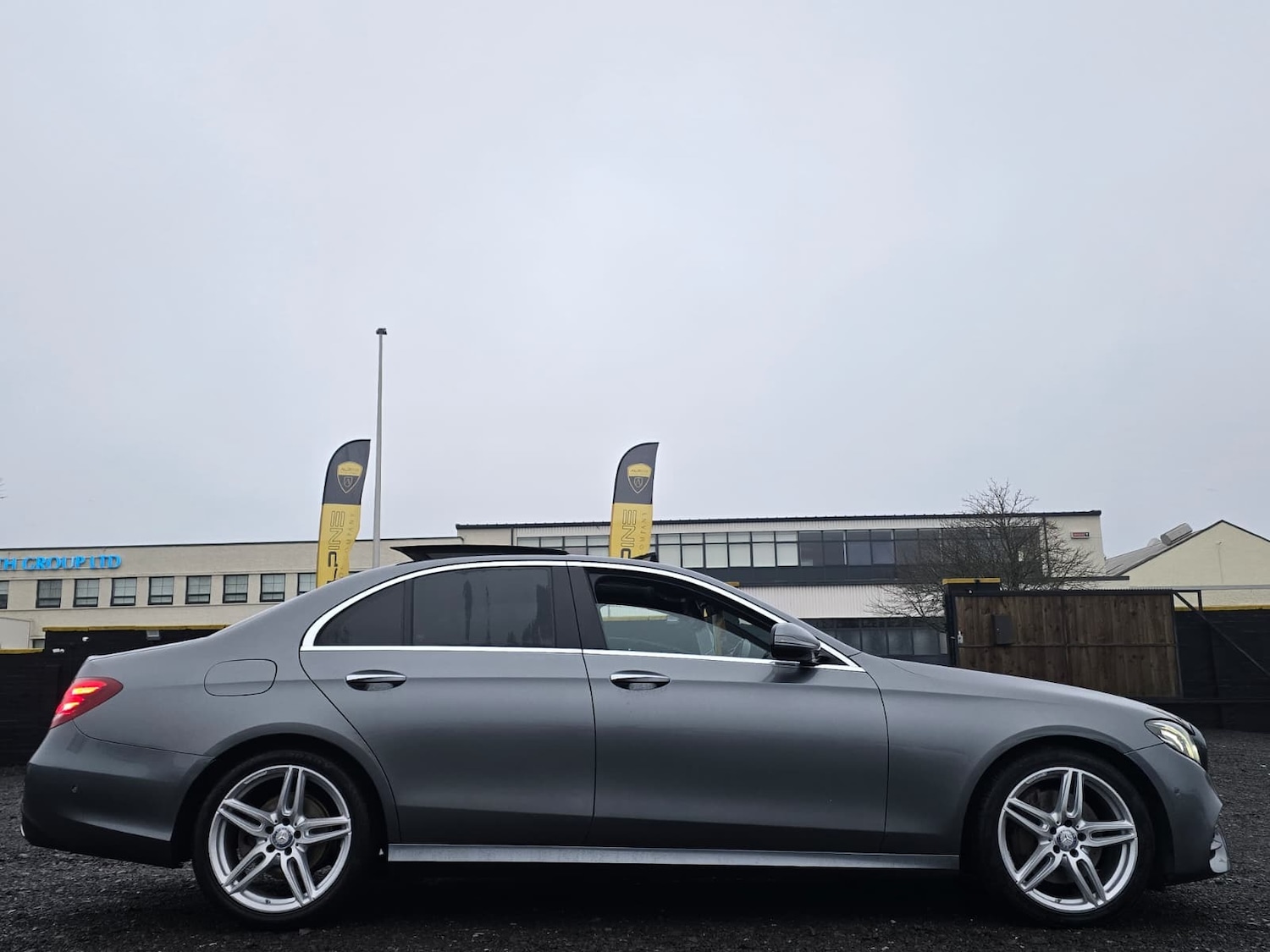 Used Mercedes-Benz E Class 2016 for sale - 77393964: Photo 10