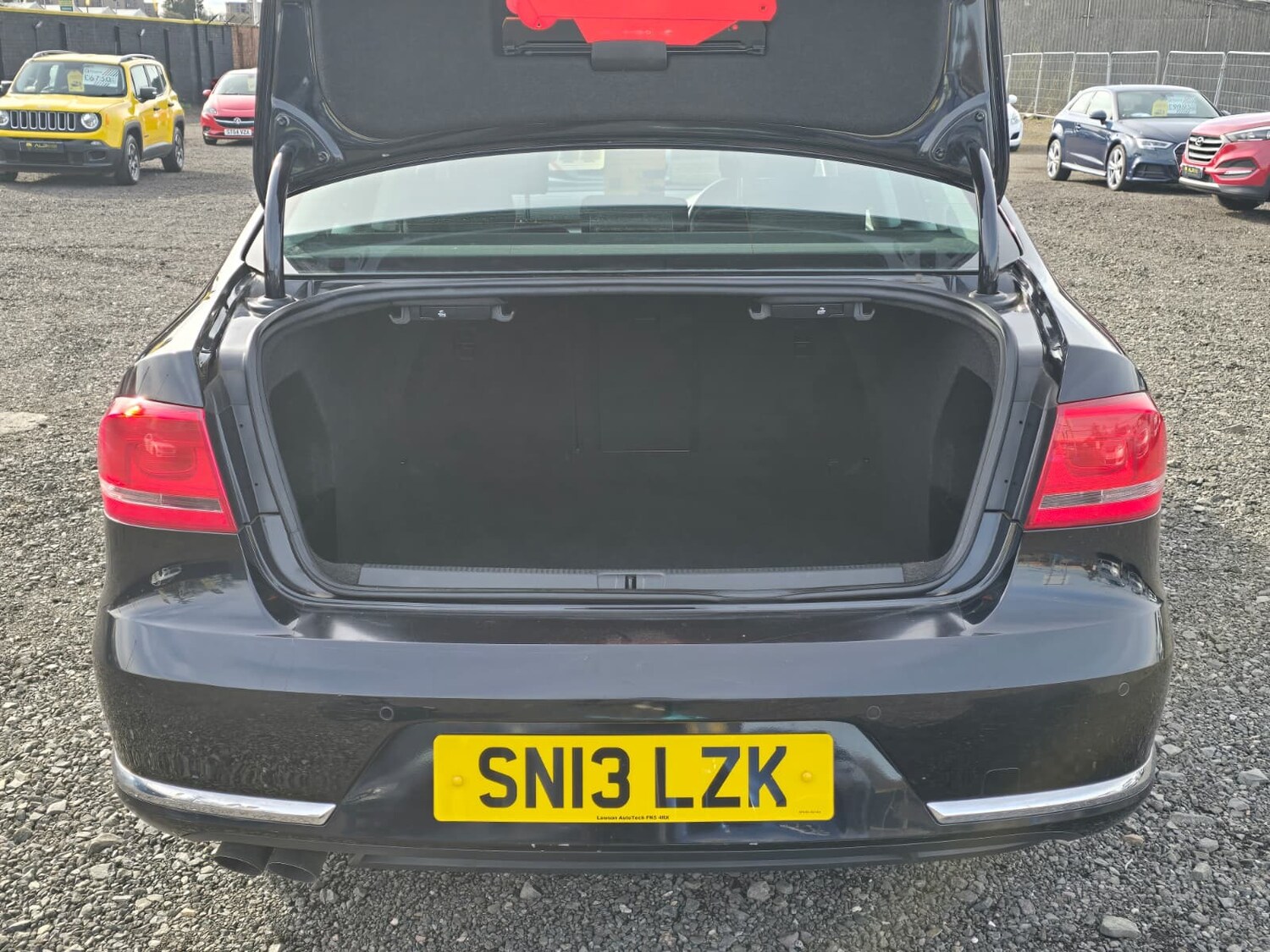 Used Volkswagen Passat 2013 for sale - 78163855: Photo 14