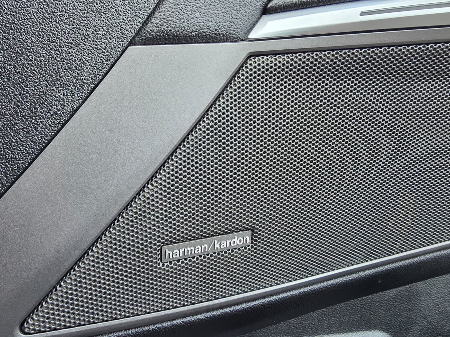 Used BMW 3 Series 2019 for sale - 76588856: Photo 16