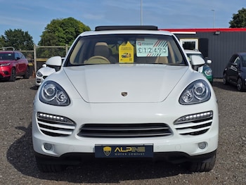 Used Porsche Cayenne 2012 for sale - 79502783: Photo