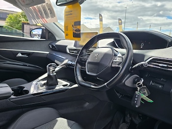 Used Peugeot 3008 2021 for sale - 79321158: Photo