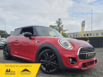 Used MINI Hatch 2019 for sale - 79407921: Photo
