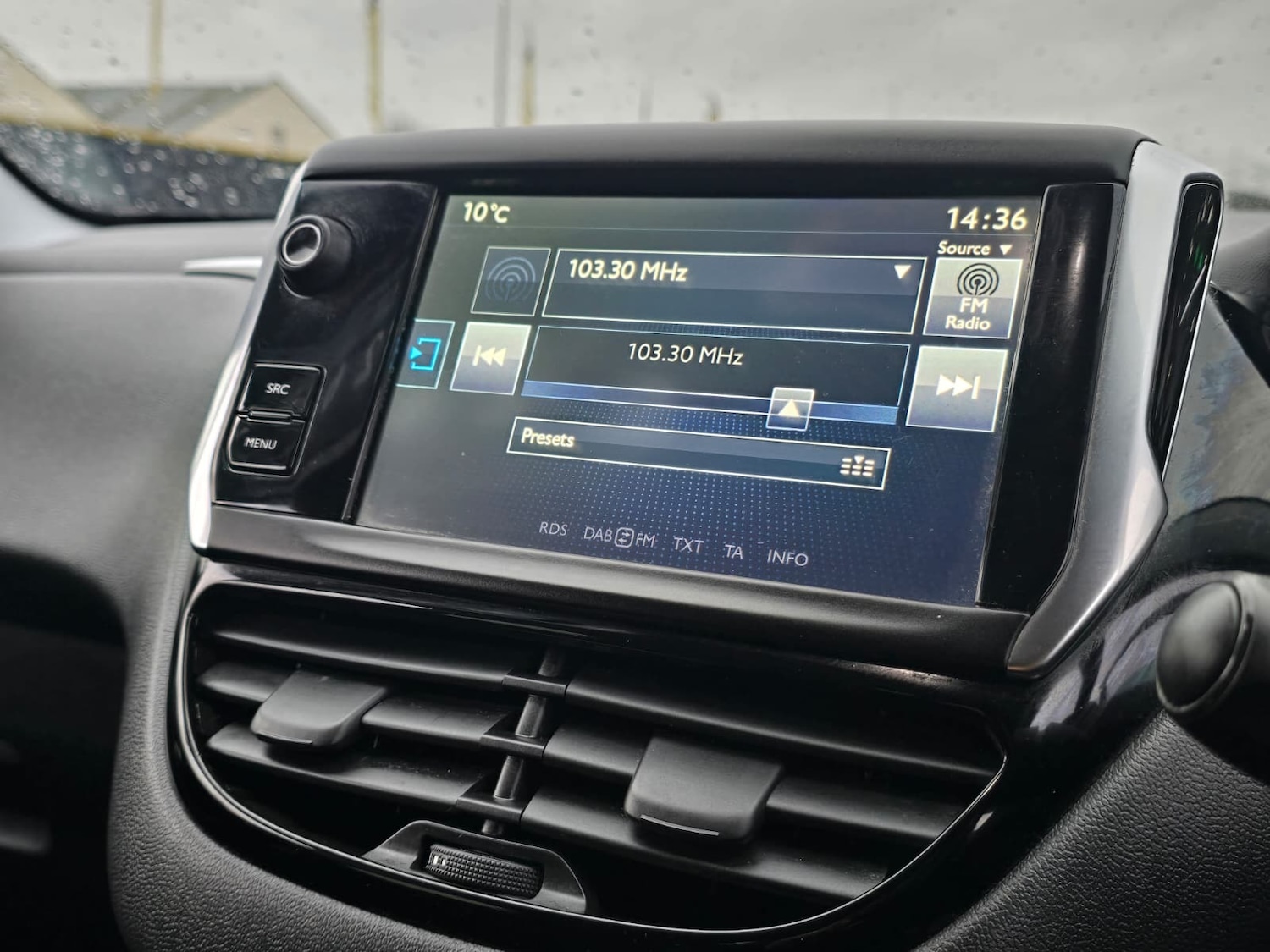 Used Peugeot 208 2014 for sale - 76882053: Photo 10