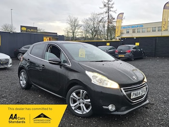 Used Peugeot 208 2014 for sale - 76882053: Photo