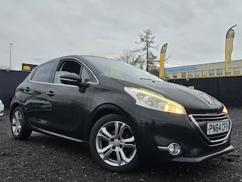 Used Peugeot 208 2014 for sale - 76882053: Photo