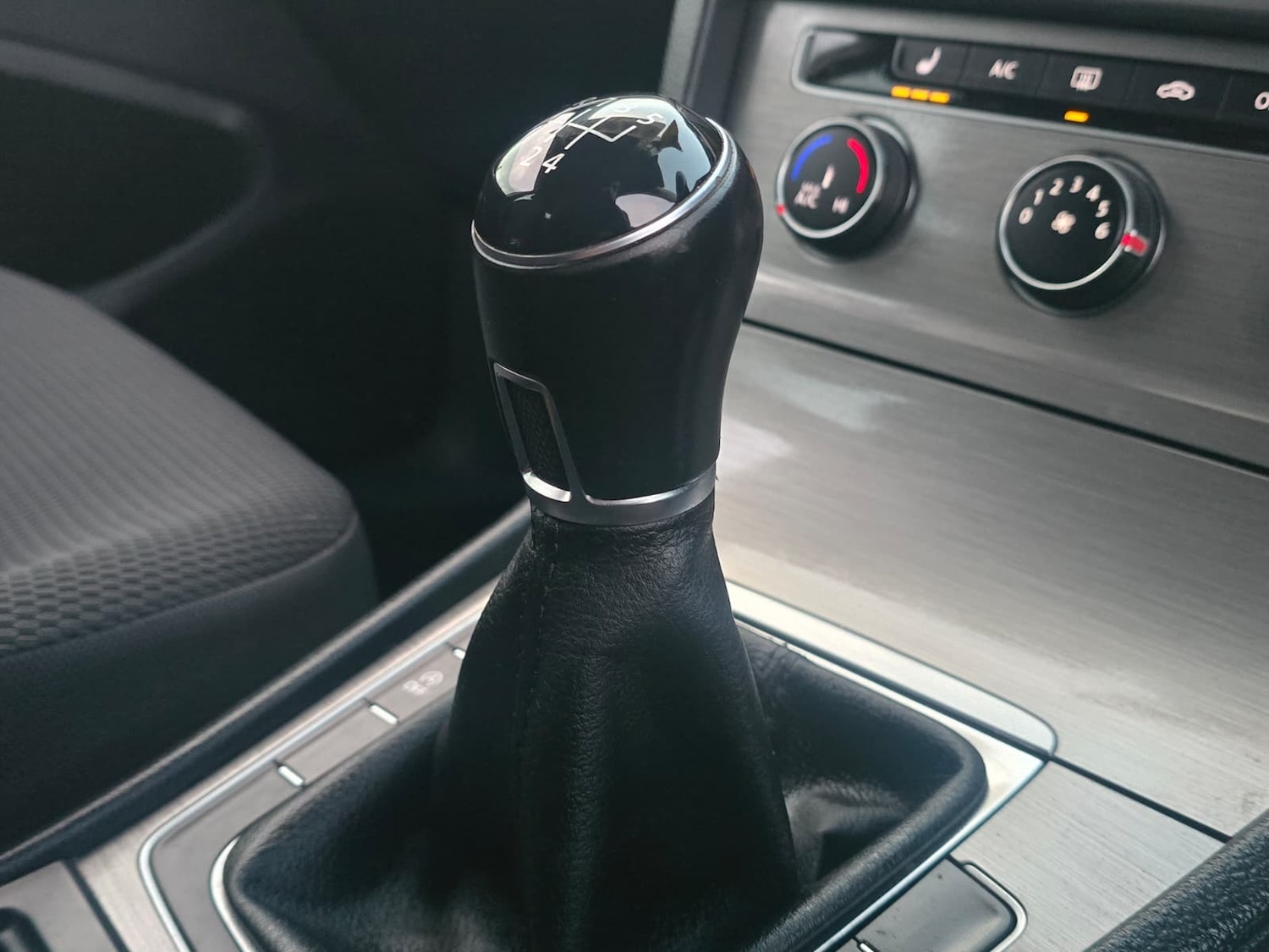 Used Volkswagen Golf 2017 for sale - 76921562: Photo 10