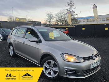 Used Volkswagen Golf 2017 for sale - 76921562: Photo