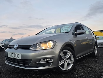 Used Volkswagen Golf 2017 for sale - 76921562: Photo