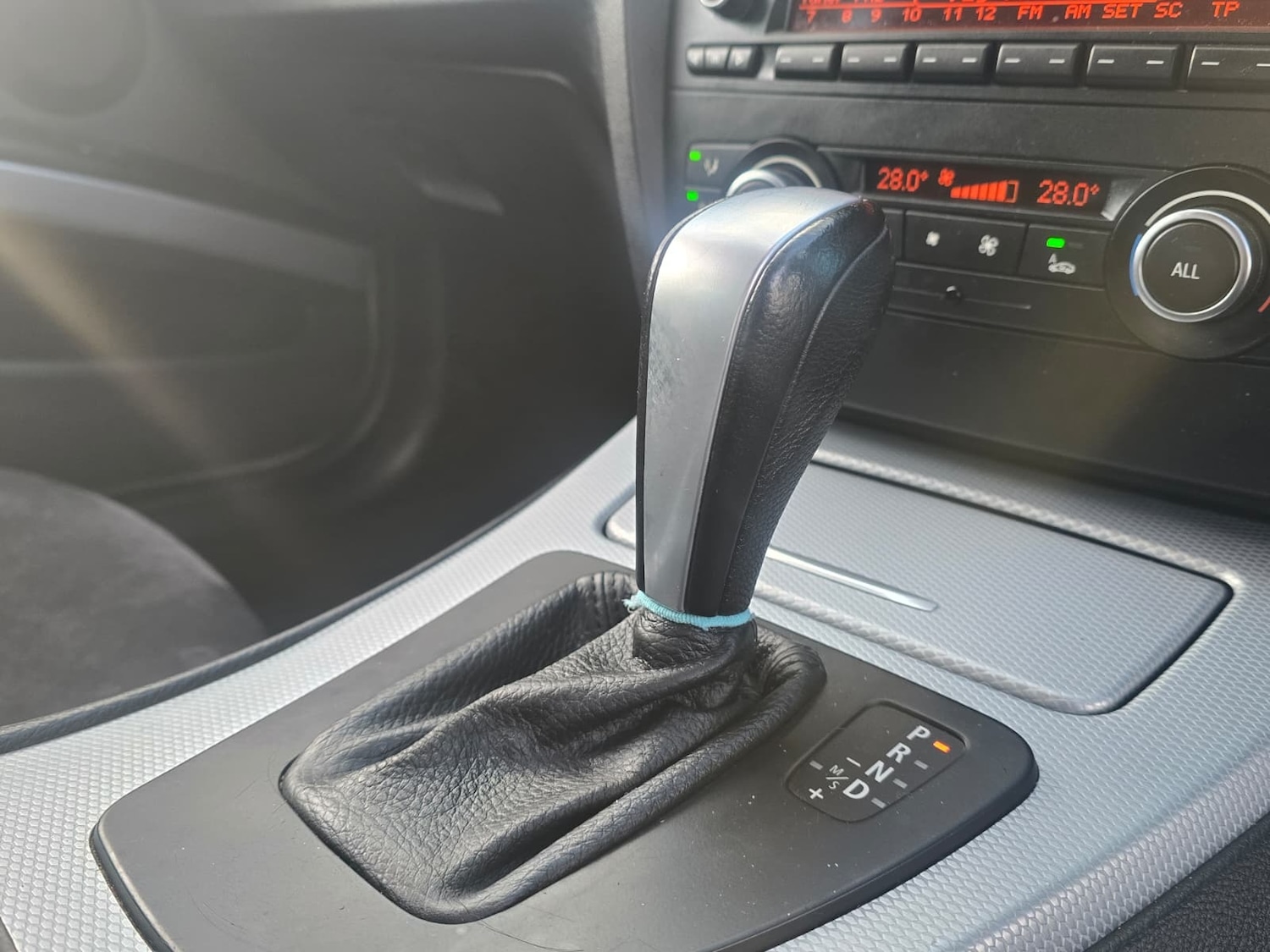 Used BMW 3 Series 2011 for sale - 77168118: Photo 14