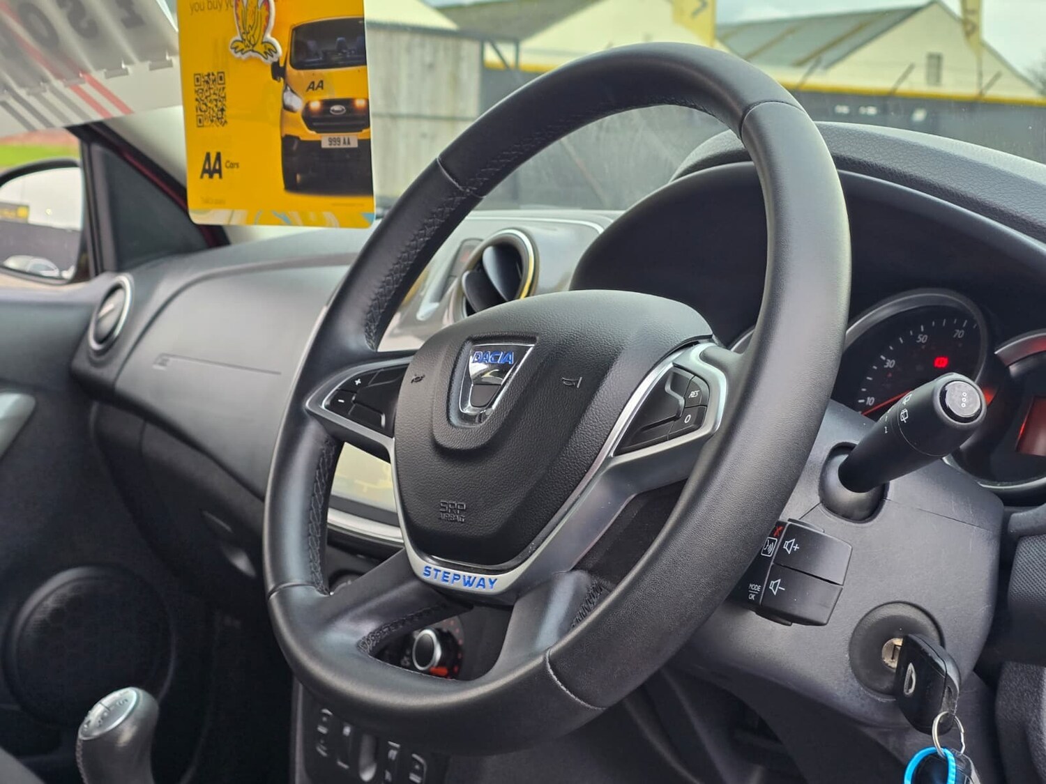 Used Dacia Sandero Stepway 2017 for sale - 76555596: Photo 13