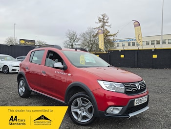Used Dacia Sandero Stepway 2017 for sale - 76555596: Photo