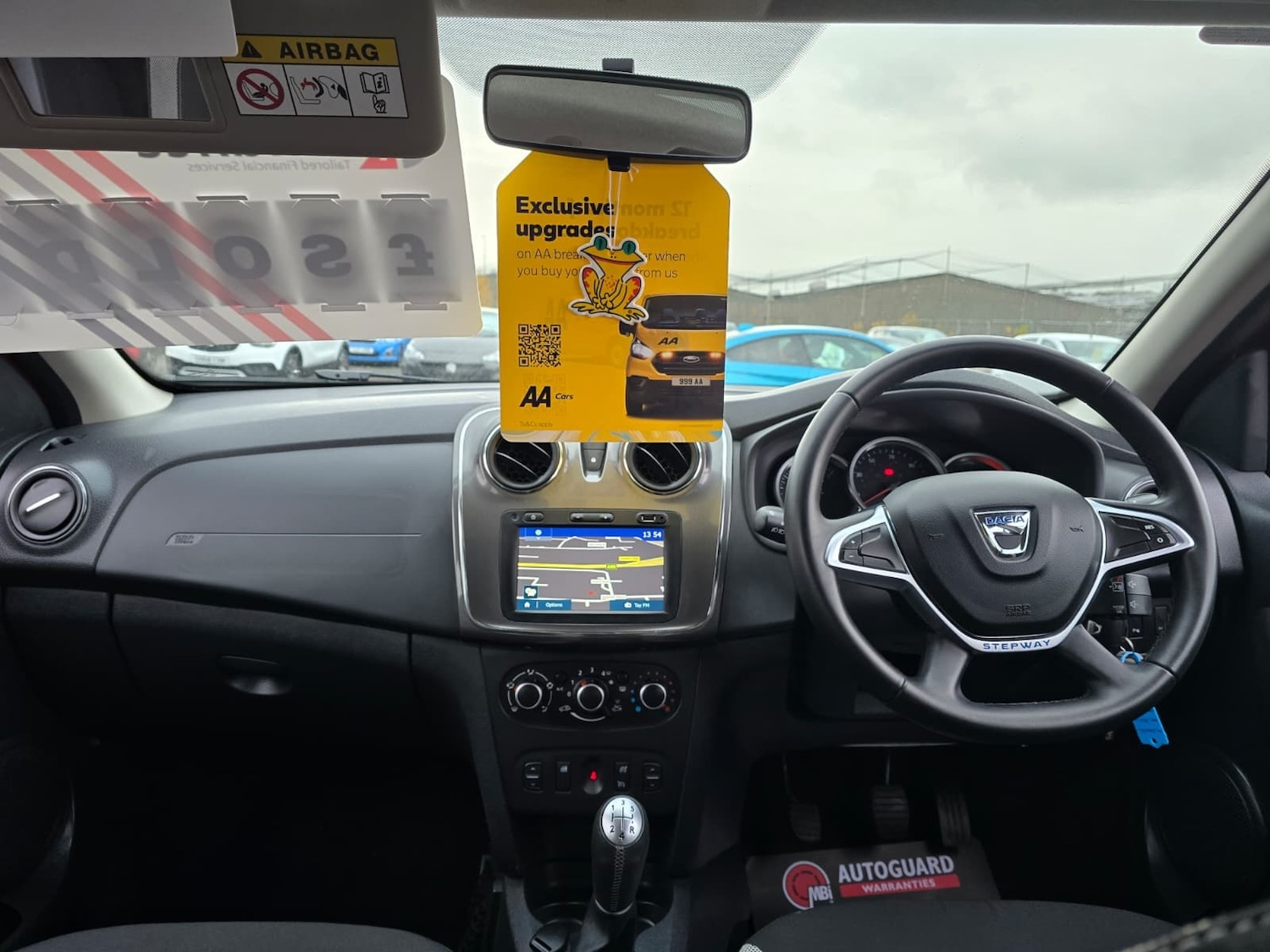 Used Dacia Sandero Stepway 2017 for sale - 76555596: Photo 5