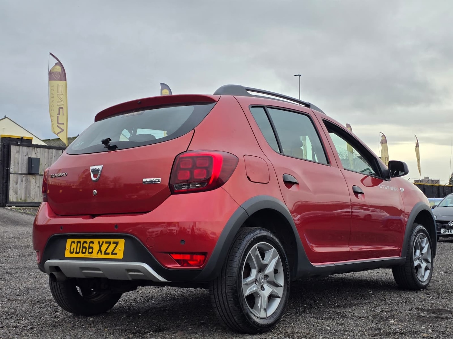 Used Dacia Sandero Stepway 2017 for sale - 76555596: Photo 6