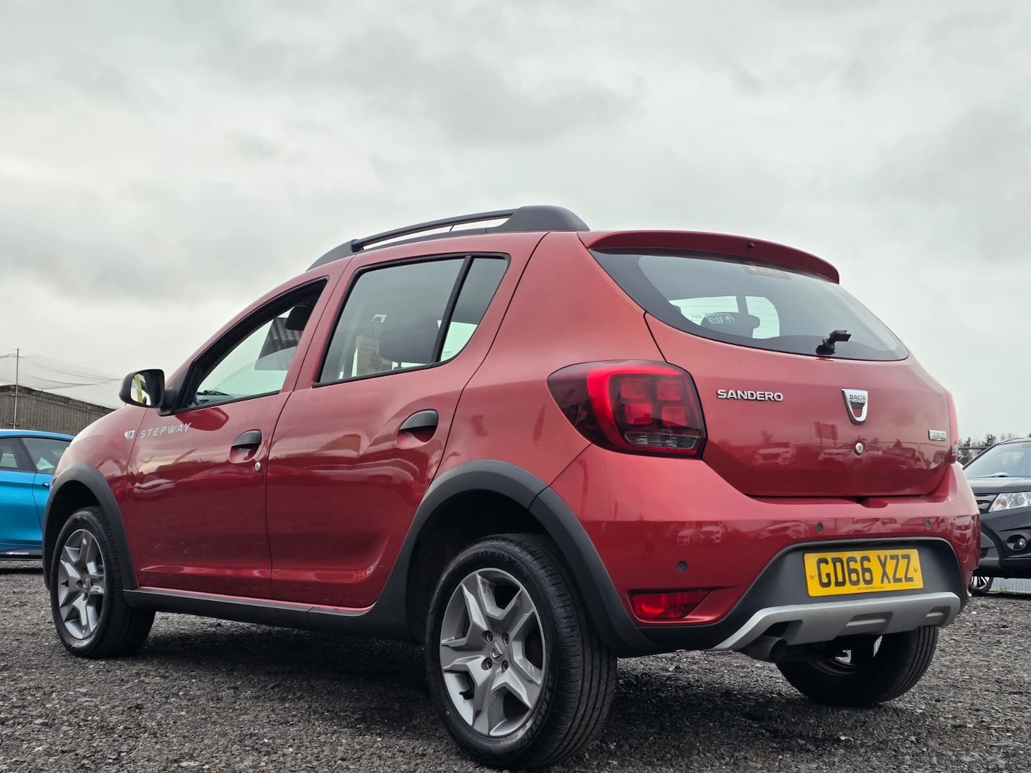 Used Dacia Sandero Stepway 2017 for sale - 76555596: Photo 7