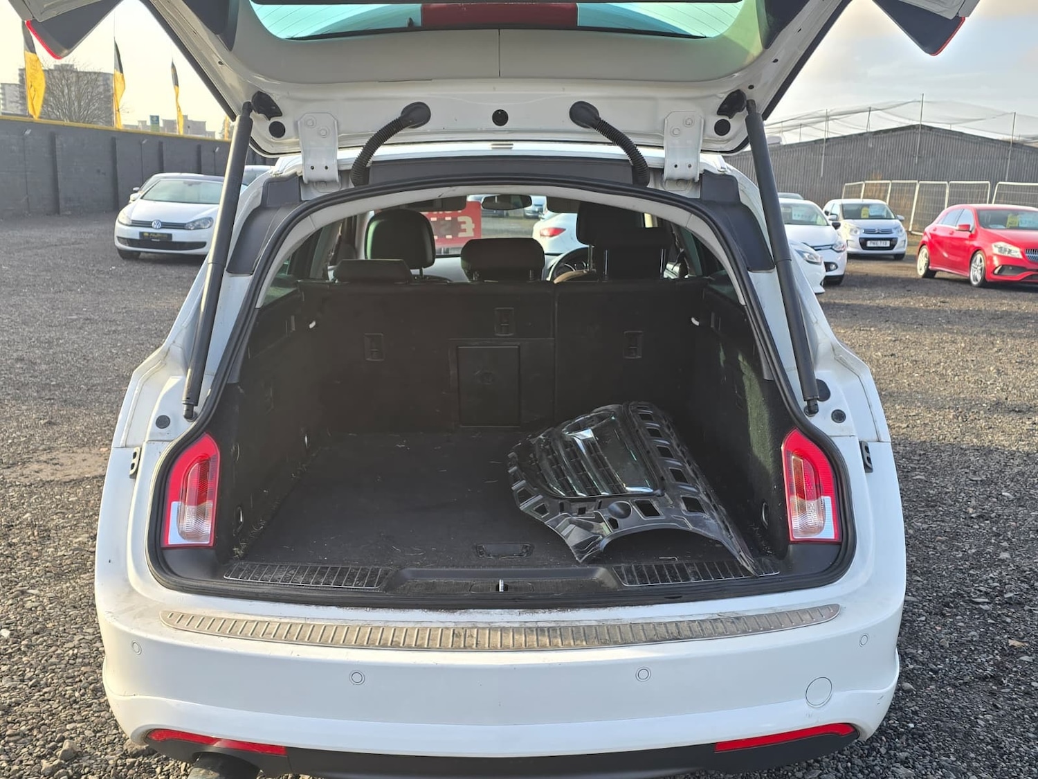 Used Vauxhall Insignia 2013 for sale - 77353818: Photo 10