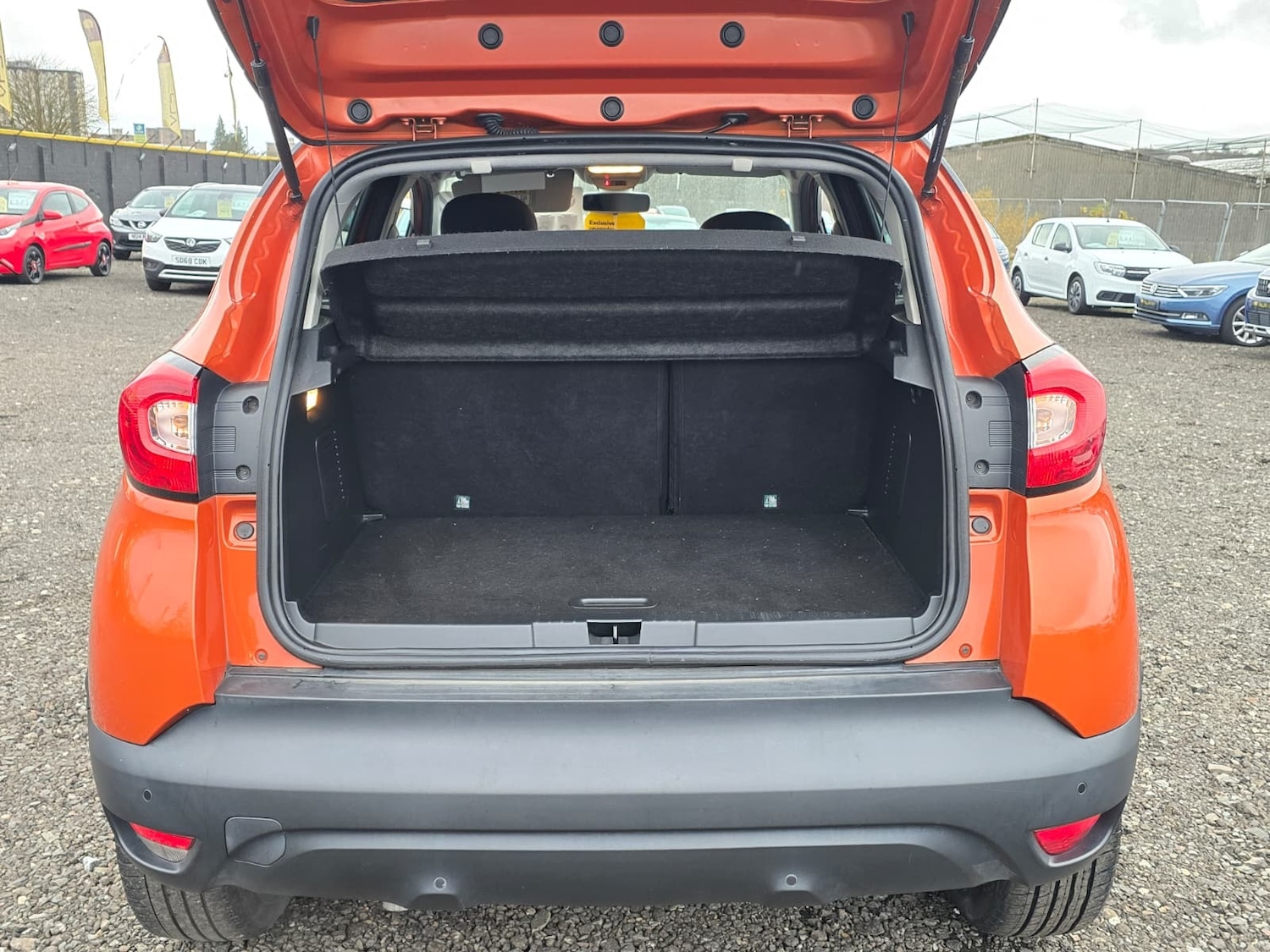 Used Renault Captur 2016 for sale - 76556721: Photo 13