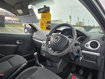 Used Renault Clio 2012 for sale - 78064220: Photo