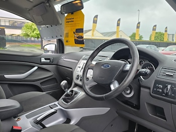Used Ford Kuga 2010 for sale - 78654719: Photo