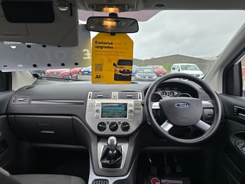 Used Ford Kuga 2010 for sale - 78654719: Photo