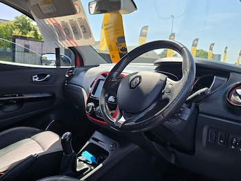 Used Renault Captur 2016 for sale - 79138928: Photo