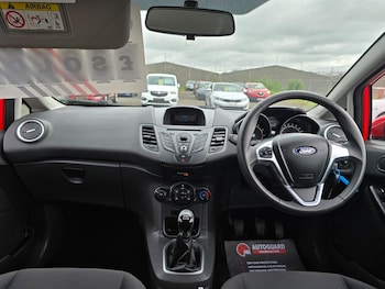 Used Ford Fiesta 2014 for sale - 78992432: Photo