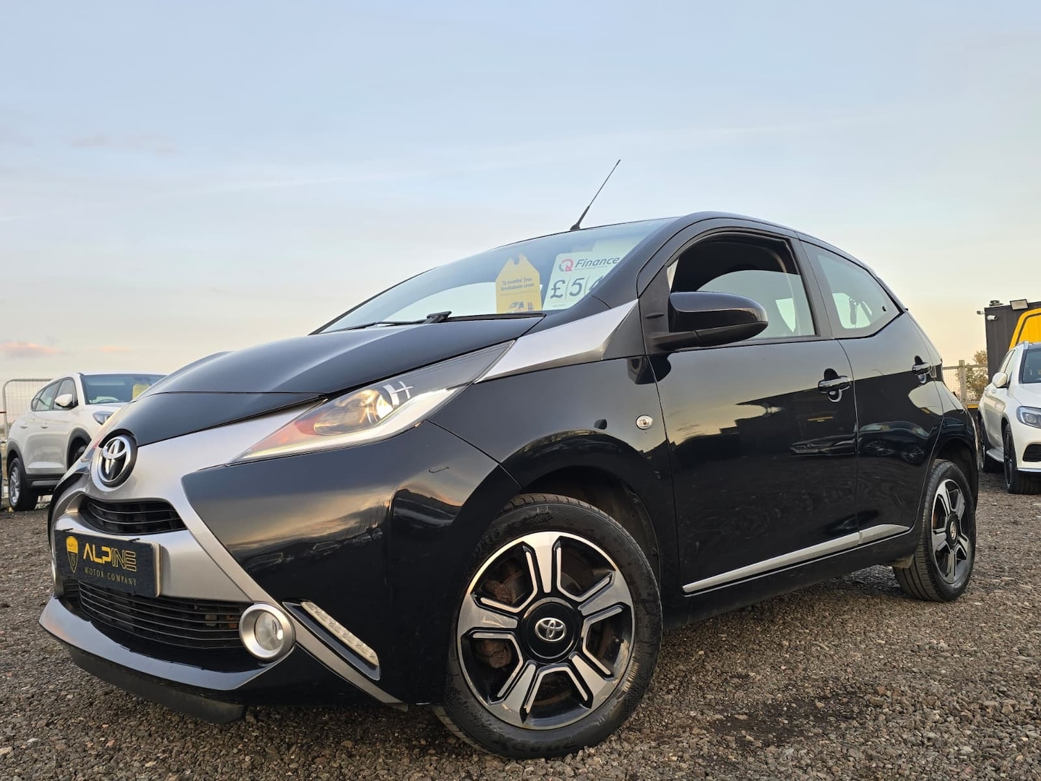 Used Toyota AYGO 2014 for sale - 76602749: Photo 2