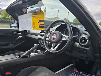 Used Fiat 124 Spider 2016 for sale - 79491020: Photo