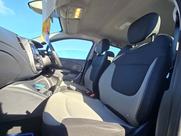 Used Renault Captur 2013 for sale - 76249429: Photo 8