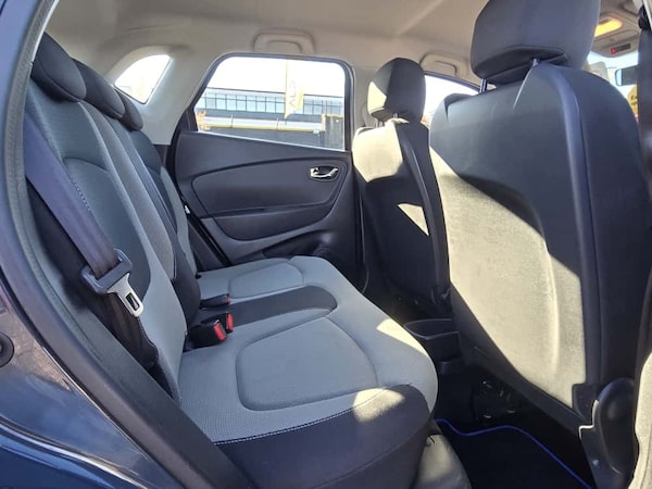 Used Renault Captur 2013 for sale - 76249429: Photo 9