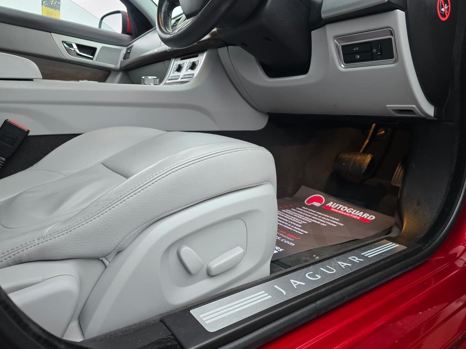 Used Jaguar XF 2012 for sale - 77393681: Photo 18