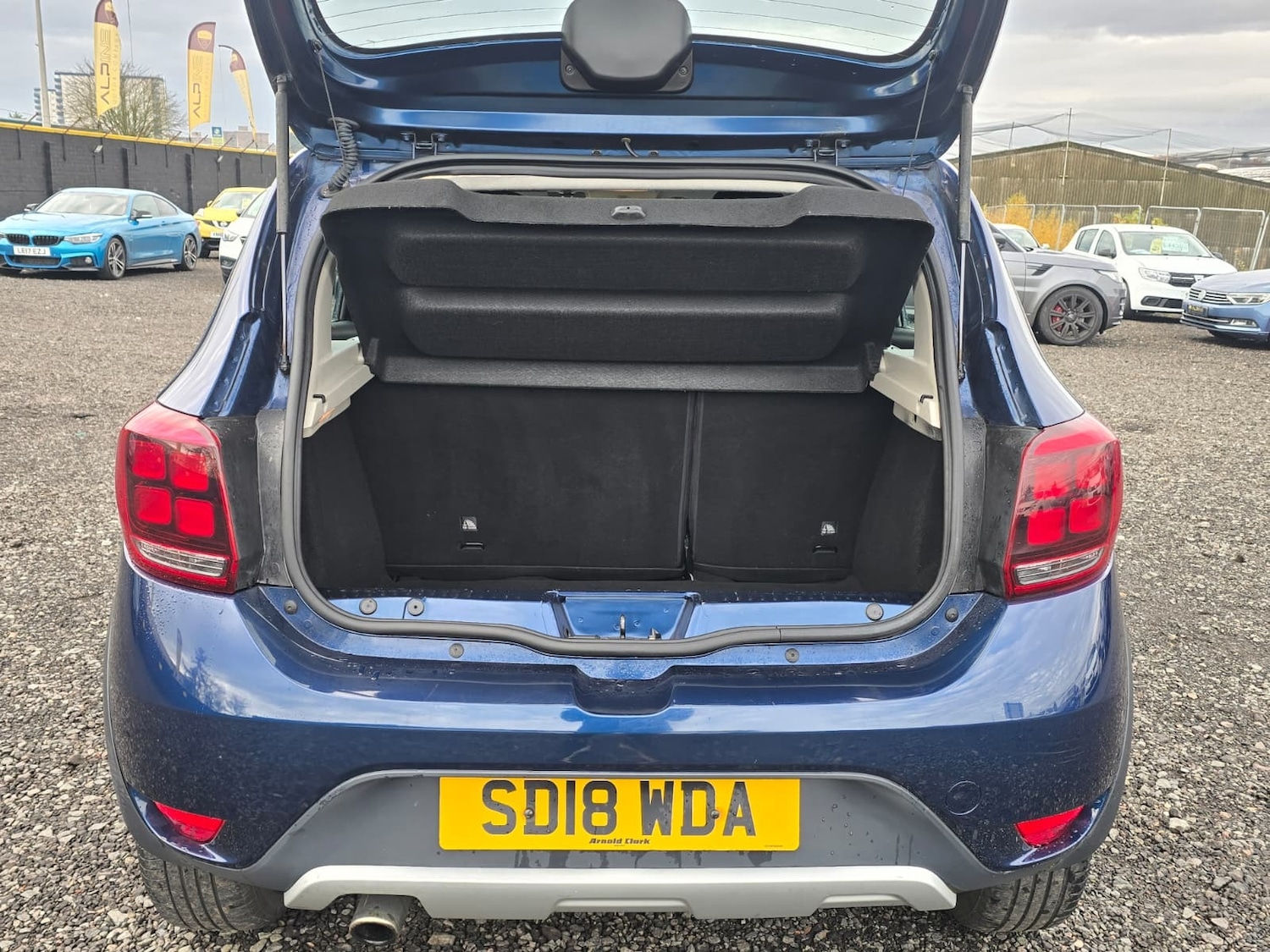 Used Dacia Sandero Stepway 2018 for sale - 76491845: Photo 15