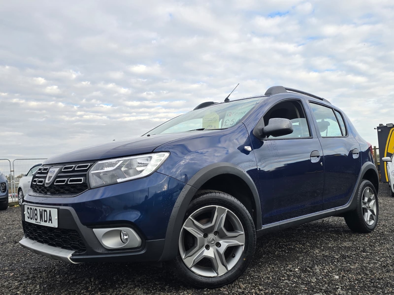 Used Dacia Sandero Stepway 2018 for sale - 76491845: Photo 2