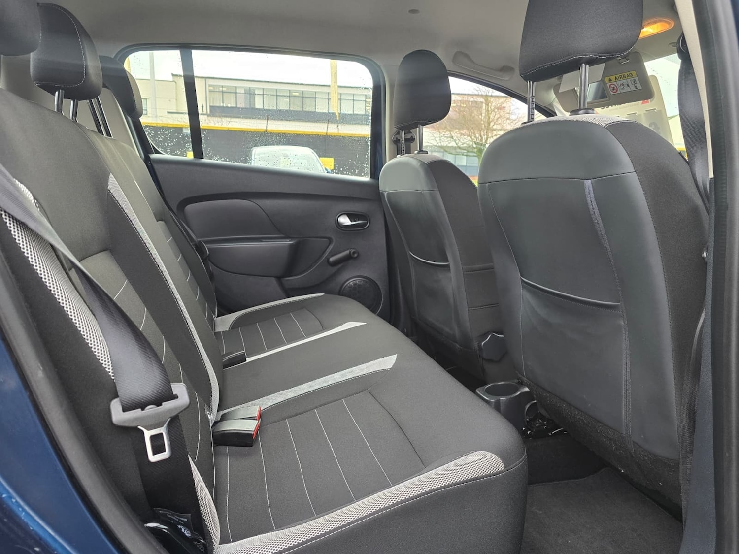 Used Dacia Sandero Stepway 2018 for sale - 76491845: Photo 9