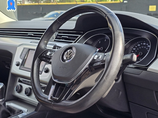 Used Volkswagen Passat 2015 for sale - 75407895: Photo 10