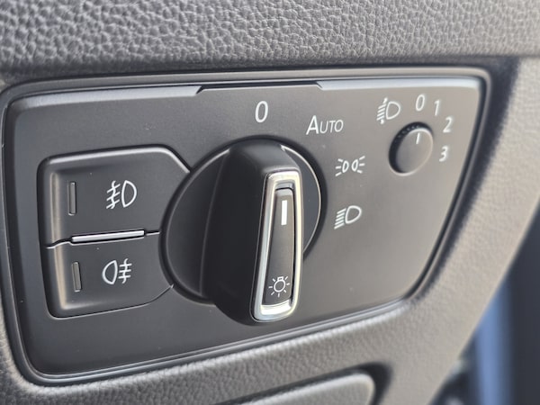 Used Volkswagen Passat 2015 for sale - 75407895: Photo 11