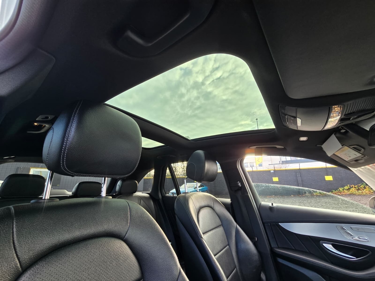 Used Mercedes-Benz GLC 2015 for sale - 76506092: Photo 16