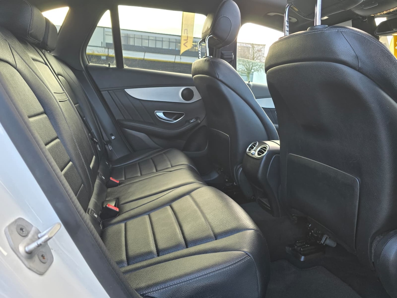 Used Mercedes-Benz GLC 2015 for sale - 76506092: Photo 9