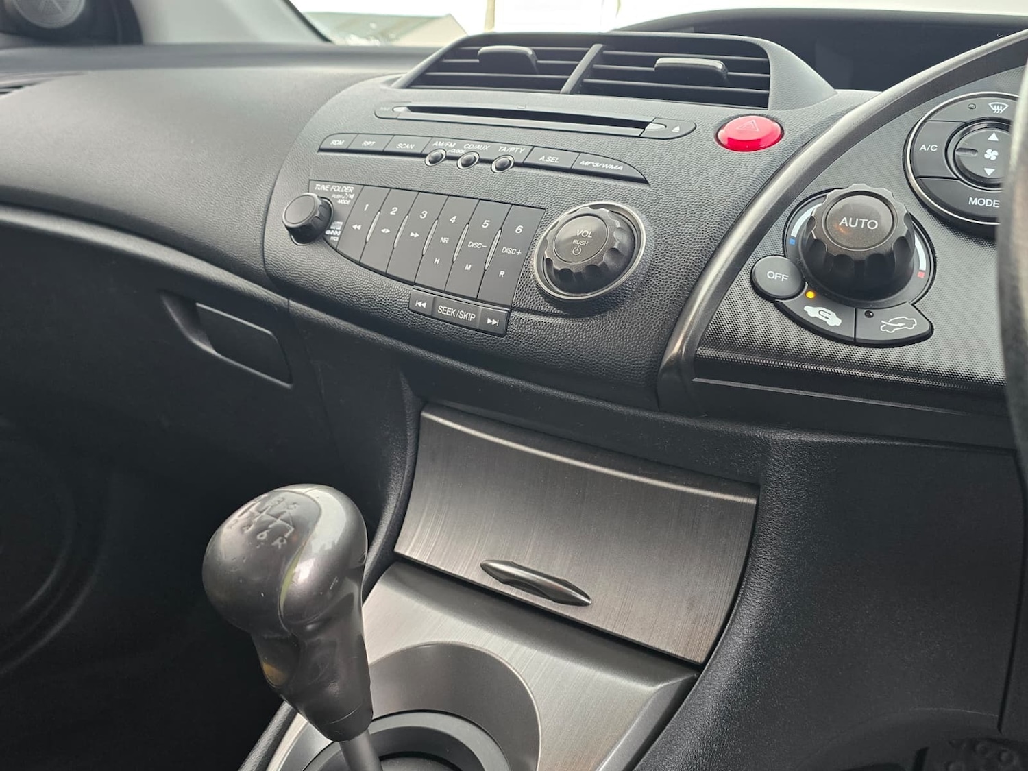 Used Honda Civic 2011 for sale - 76906145: Photo 12