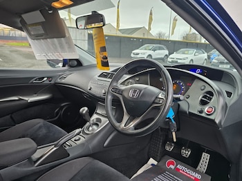 Used Honda Civic 2011 for sale - 76906145: Photo