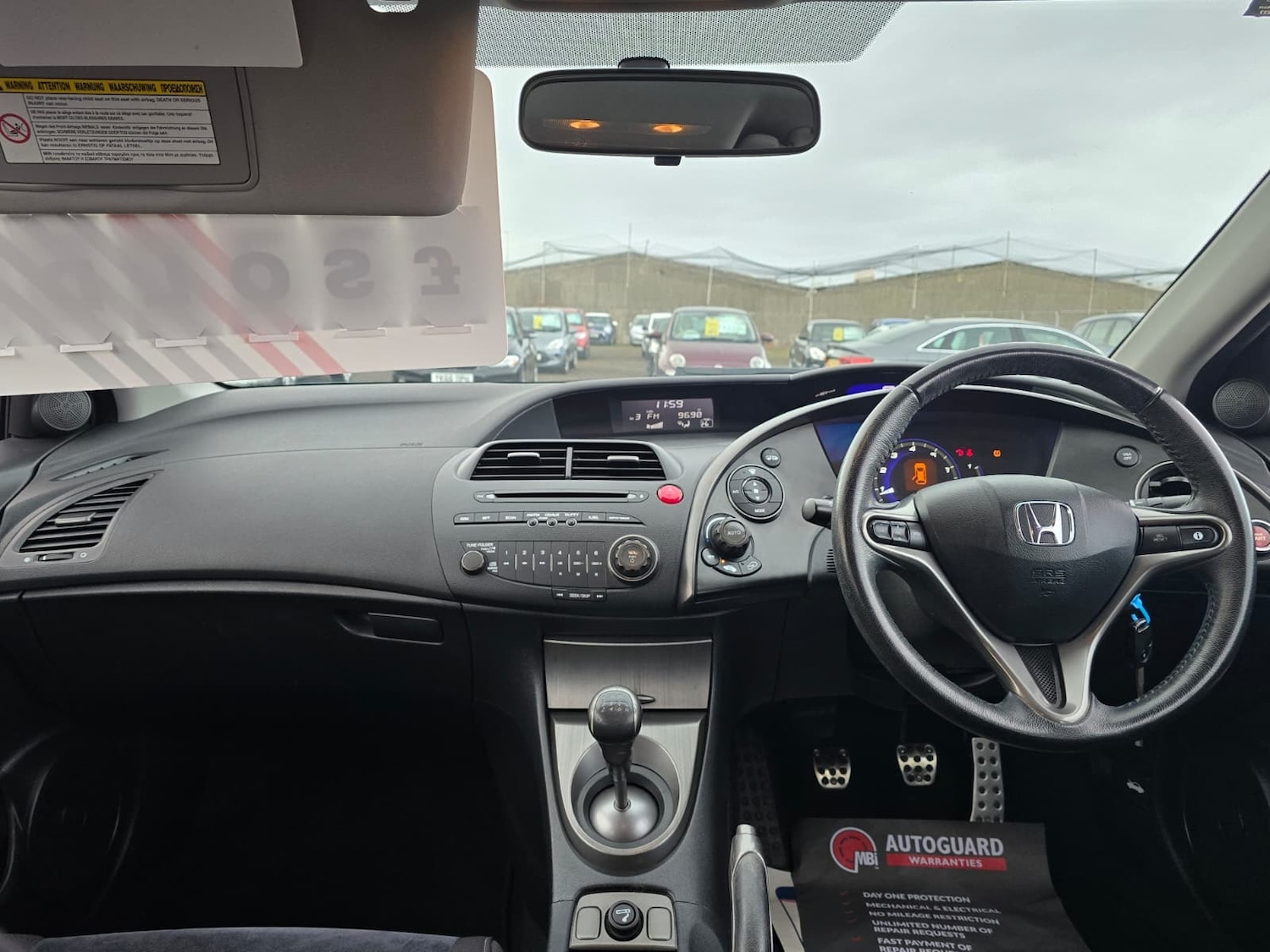 Used Honda Civic 2011 for sale - 76906145: Photo 5