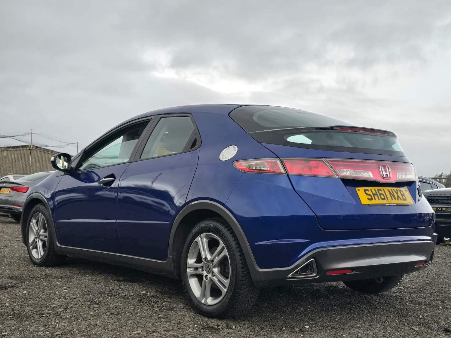 Used Honda Civic 2011 for sale - 76906145: Photo 7