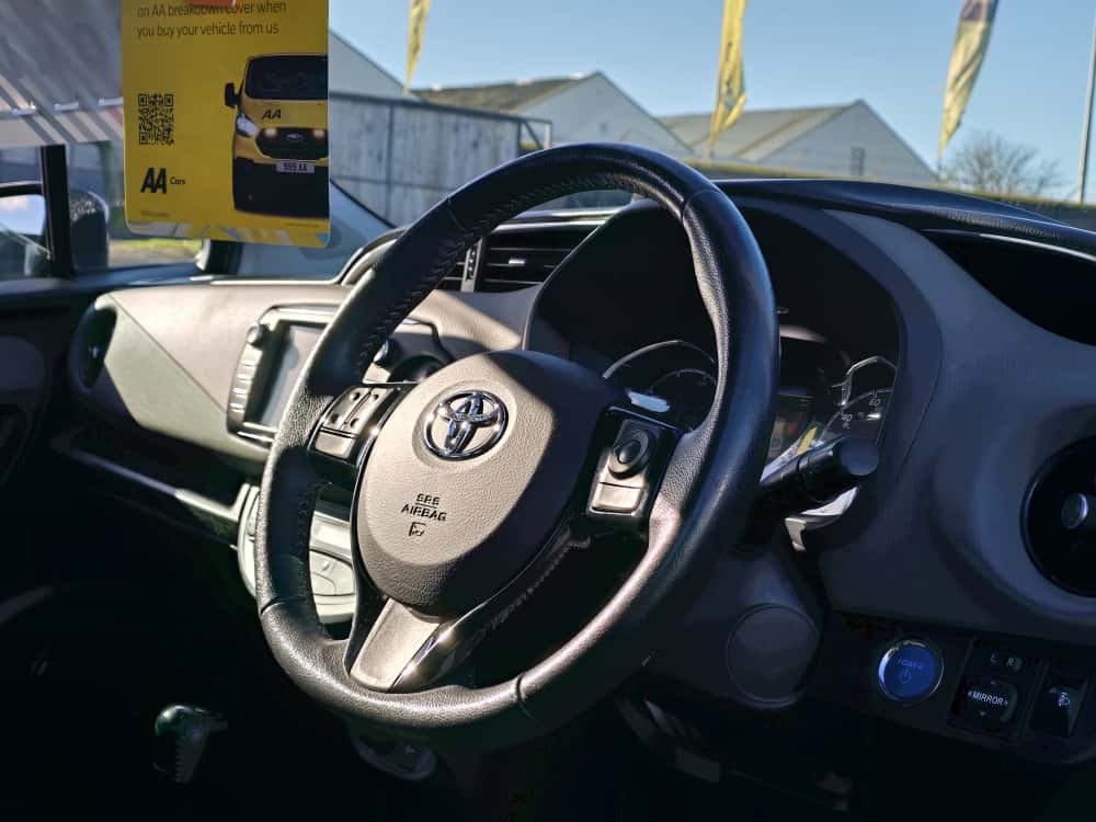 Used Toyota Yaris 2018 for sale - 76340858: Photo 10