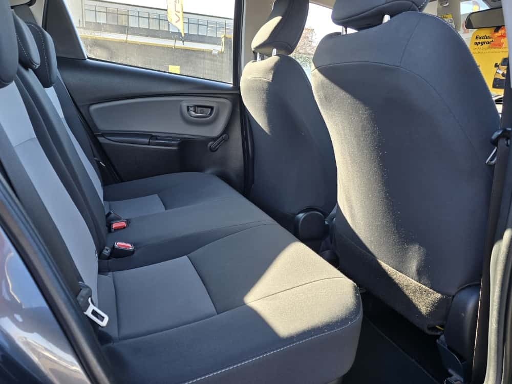 Used Toyota Yaris 2018 for sale - 76340858: Photo 8