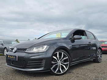 Used Volkswagen Golf 2016 for sale - 78618371: Photo
